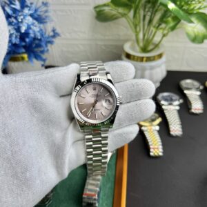 Rolex Datejust Style Pink Dial Luxury Watch – Silver Jubilee Bracelet