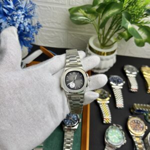 Patek Philippe Nautilus Style – Silver Grey Dial Automatic Watch