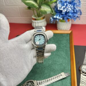 Patek Philippe Nautilus 5711 Style – Tiffany Blue Dial Automatic Watch